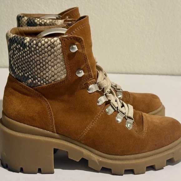 Dolce Vita Shoes - Dolce Vita Rubi Lug Sole Hiker Boots Brown Suede Snakeskin Trim Womens 7